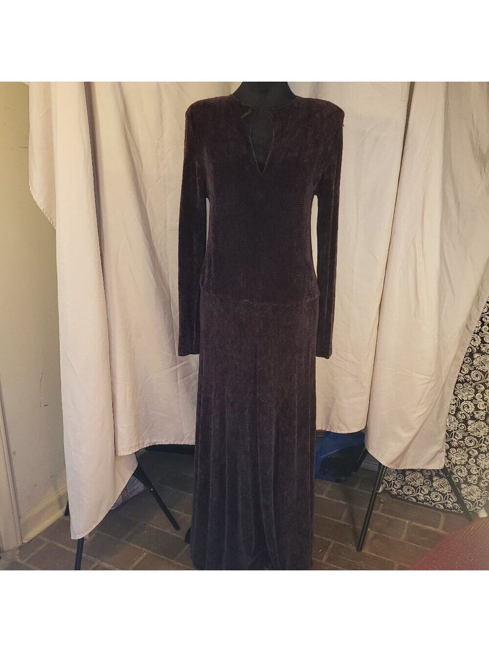 Women's Rae Gold Fiber Design Purple Knit Maxi Dress - M